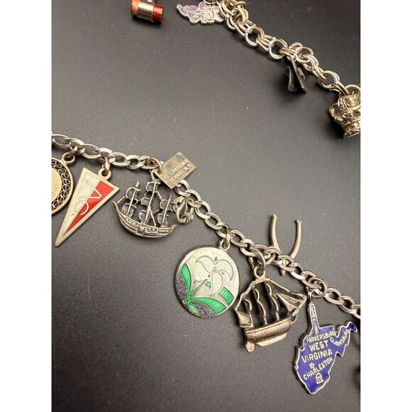 Lot of Two Vintage Sterling Charm Bracelets - Picture 13 of 14